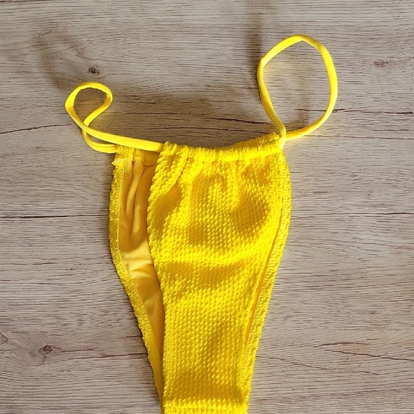 PrettyLittleThing Other - Vibrant Yellow Textured Bikini Bottom
